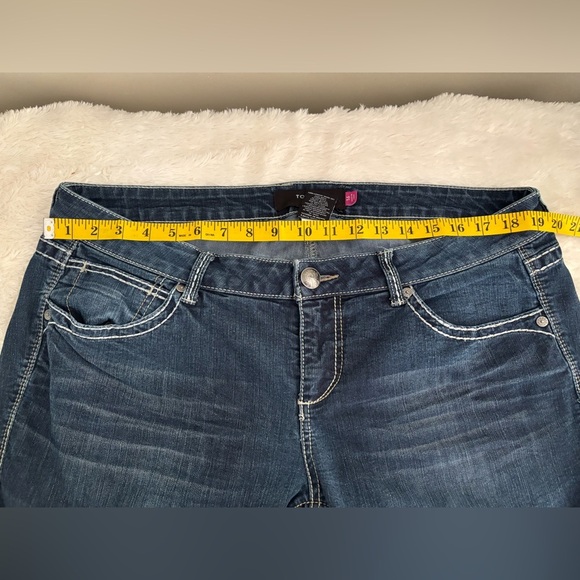 Torrid Relaxed Boot Cut Women's 16 Blue Jeans Stretch Medium Wash - Picture 6 of 9